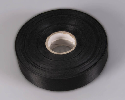 saten kordela 30mm mavro