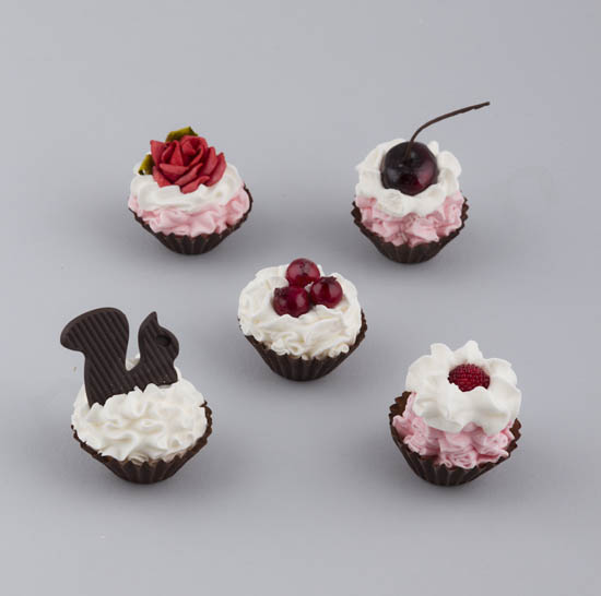 Γλυκά cupcakes 6cm (διακοσμητικά)