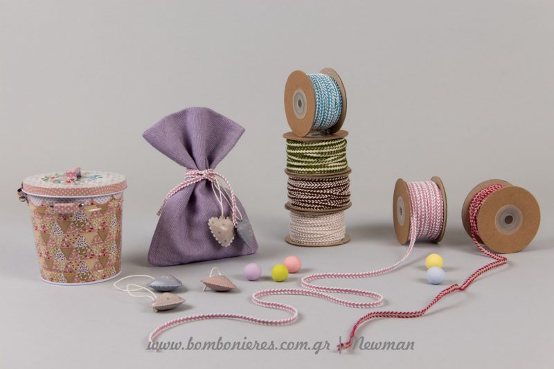 Μπομπονιέρες σε λιλά πουγκί DIY pougki lino lilac wedding favours