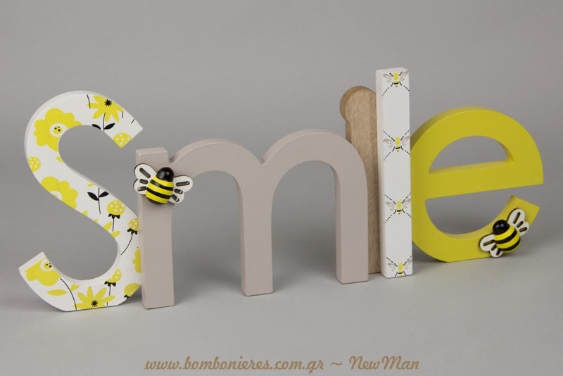 Xylina grammata SMILE (36 x 14cm) gia ti diakosmisi tou trapezioy twn efxwn, tou candy bar i ws centerpiece sto trapezi tis deksiwsis.