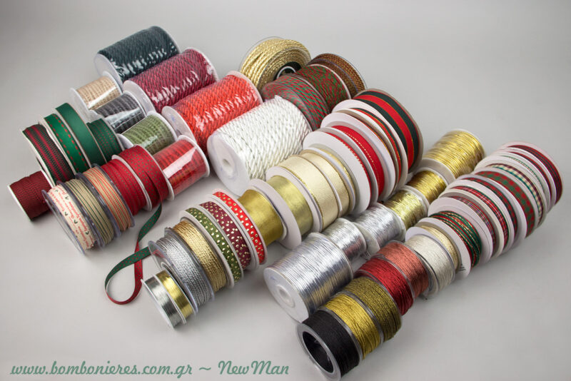 Kordeles, kordonia kai treses se megali xristougenniatiki poikilia kai eortastikes apoxrwseis gia ti diakosmisi, ta dwra, ta goyria kai ta kathe eidous DIY projects sas.
