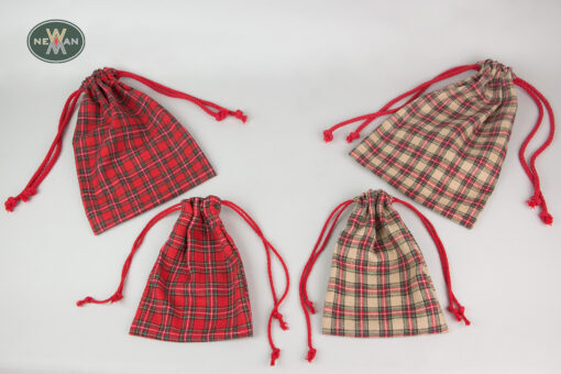 plaid-drawstring-pouches-newman-packaging_6031