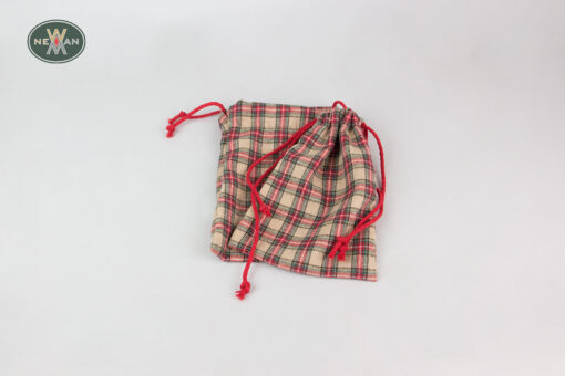 plaid-drawstring-pouches-newman-packaging_6036