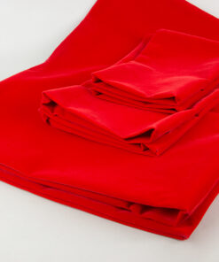 red-velvet-pouches-newman-packaging_6024
